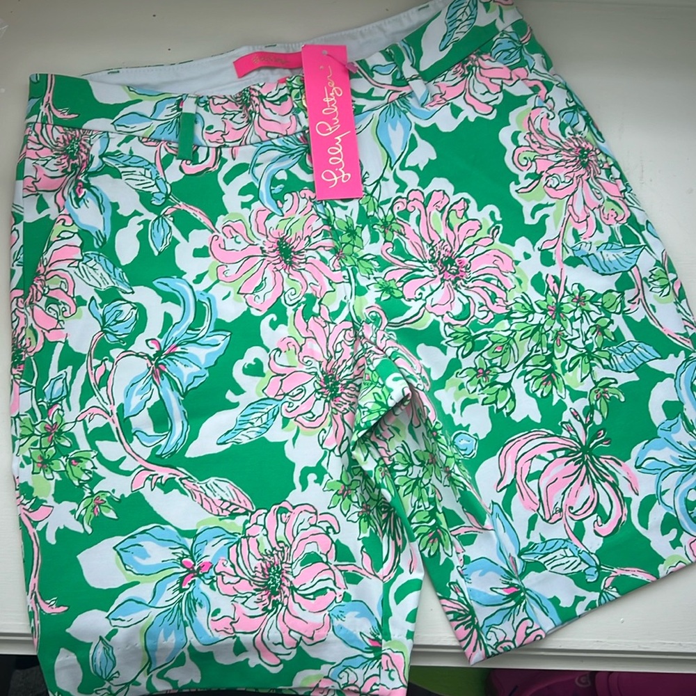 NWT Lilly Pulitzer Natis mid rise short